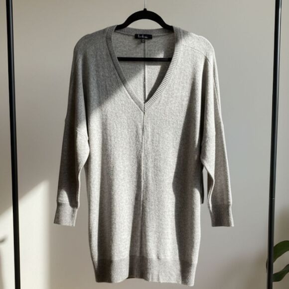Lulus Sweater Size XS Heather Gray Lightweight V Neck 3/4 Sleeve Pullover Soft - Picture 2 of 7